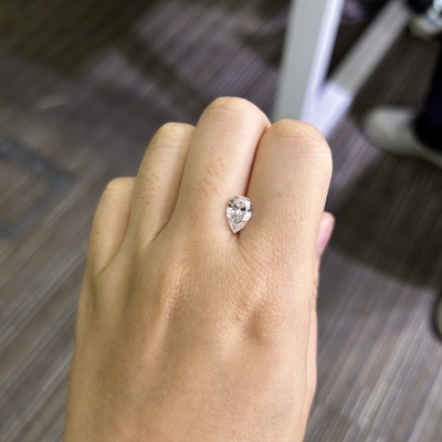 購入 1.57CT E VS1 2EX CVD 研究室 ダイヤモンド ピアスカット IGI 認定 online manufacture